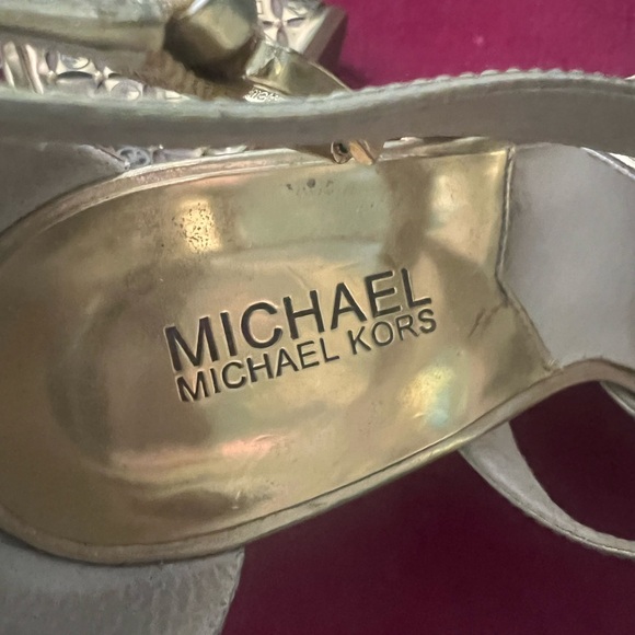 Michael Michael Kors Wedge Heel - Picture 3 of 9